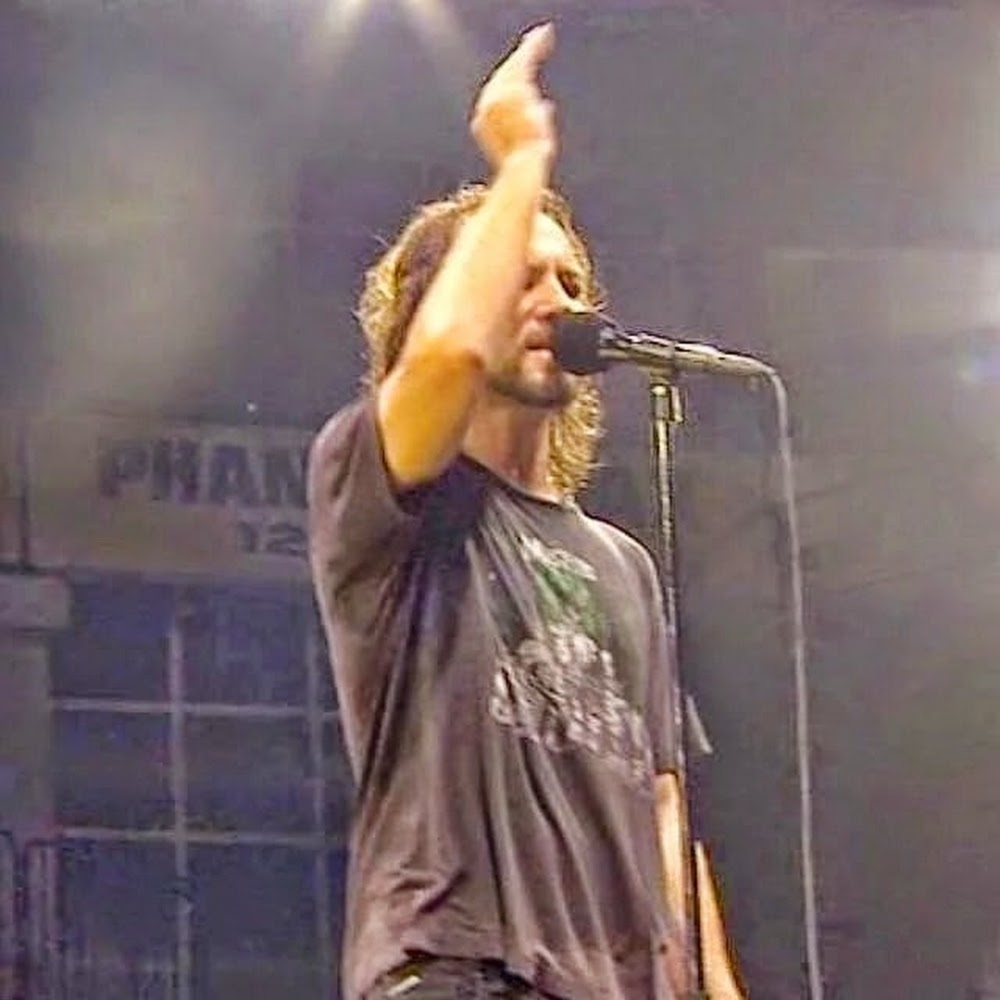 Meet your Posher, Lara