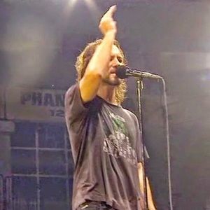 Meet your Posher, Lara