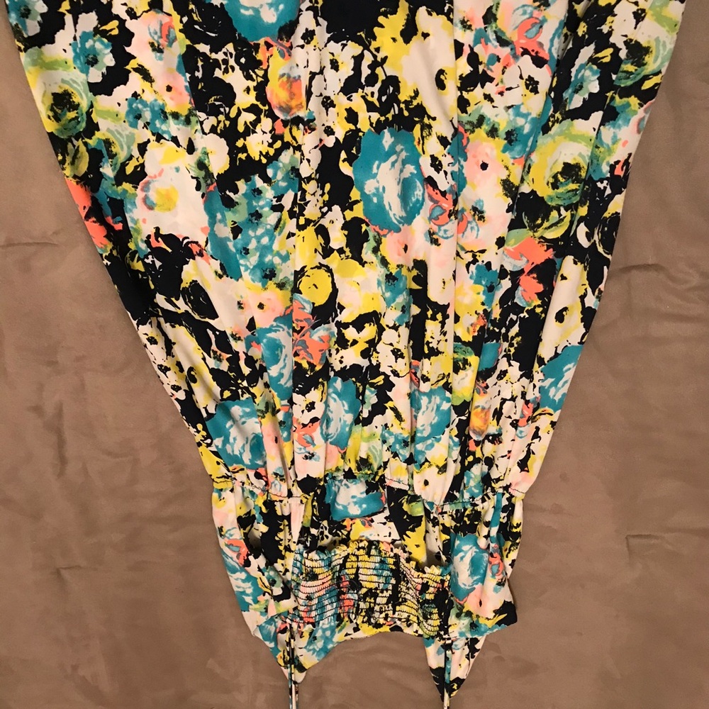 Floral Open Back Fun Dress - Picture 2 of 3