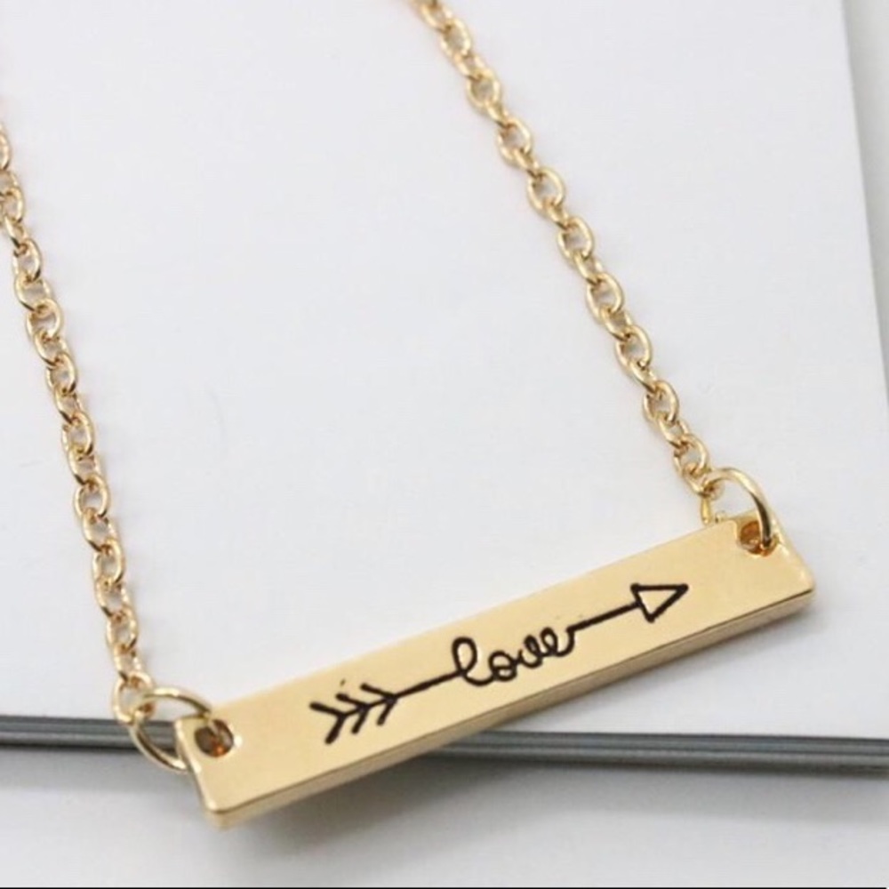 🍁5/25🍁Dainty Love Arrow Bar Necklace Gold