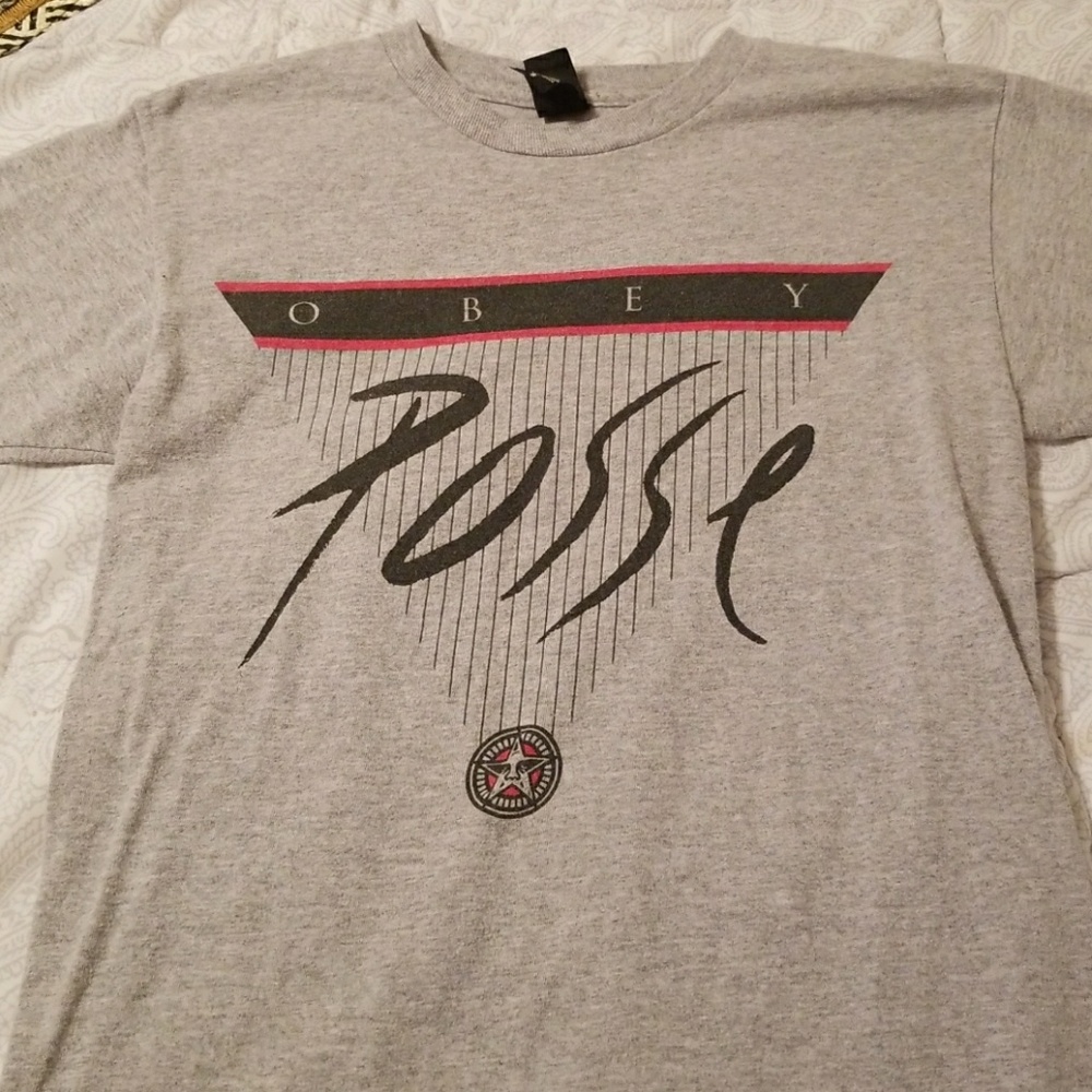 OBEY t-shirt