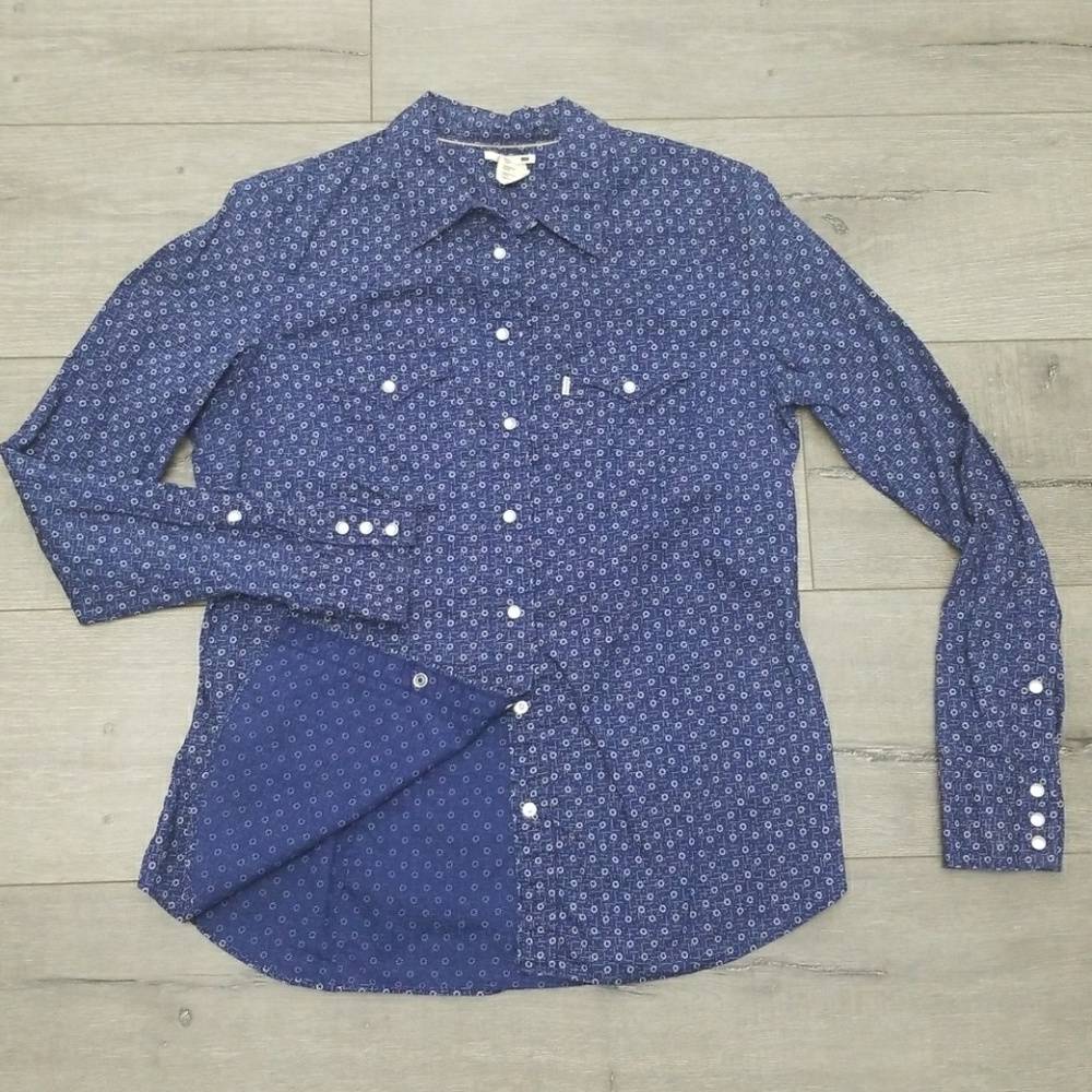 Levis button-down shirt
