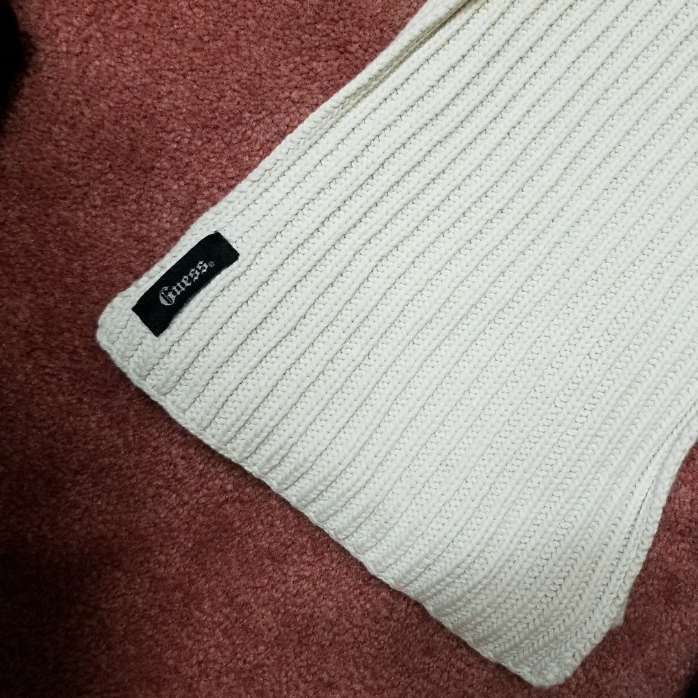 GUESS White Scarf