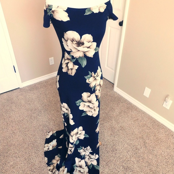 Windsor Dresses & Skirts - Navy Blue Floral Maxi Dress