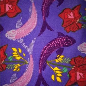 TC LULAROE HTF Pieces Print