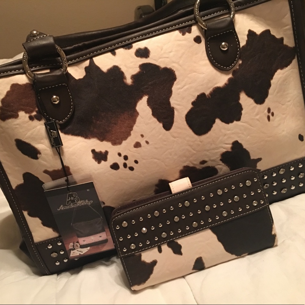 Leather Cowhide print purse and wallet set
