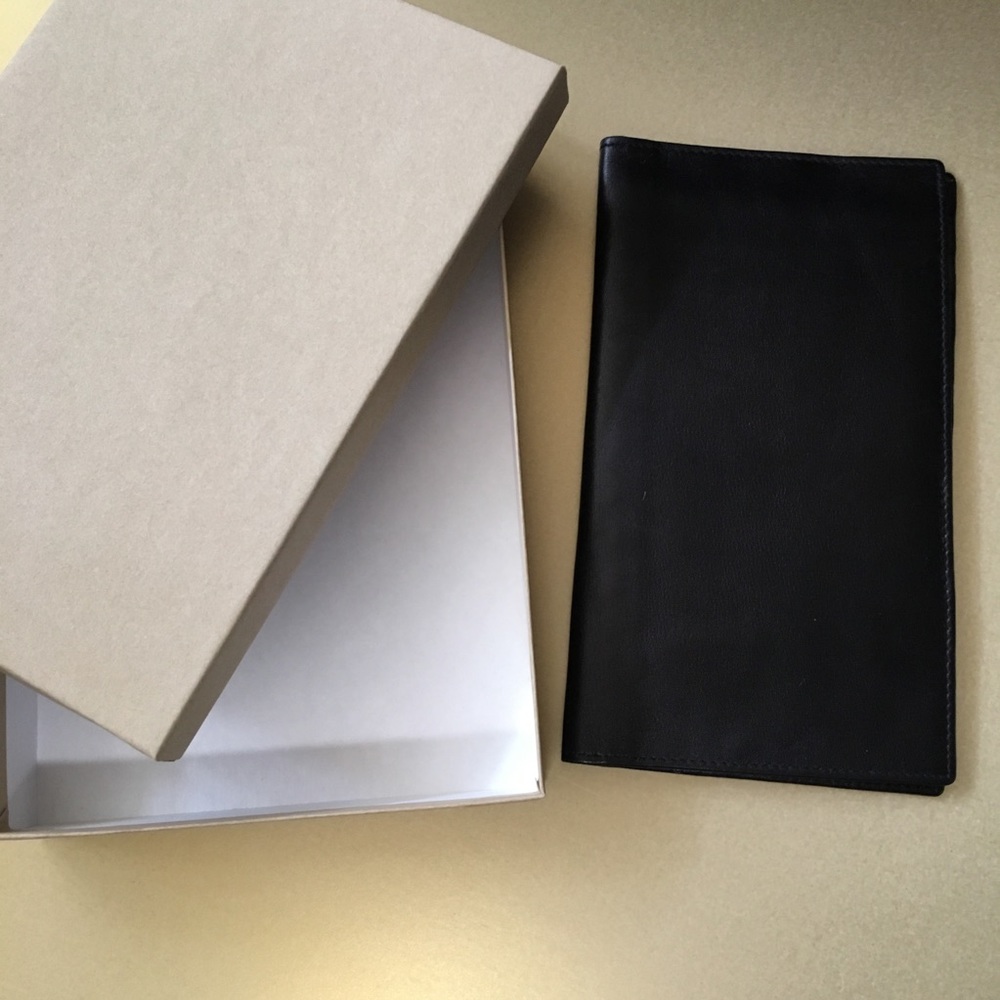 Genuine Leather Men’s breast pocket wallet