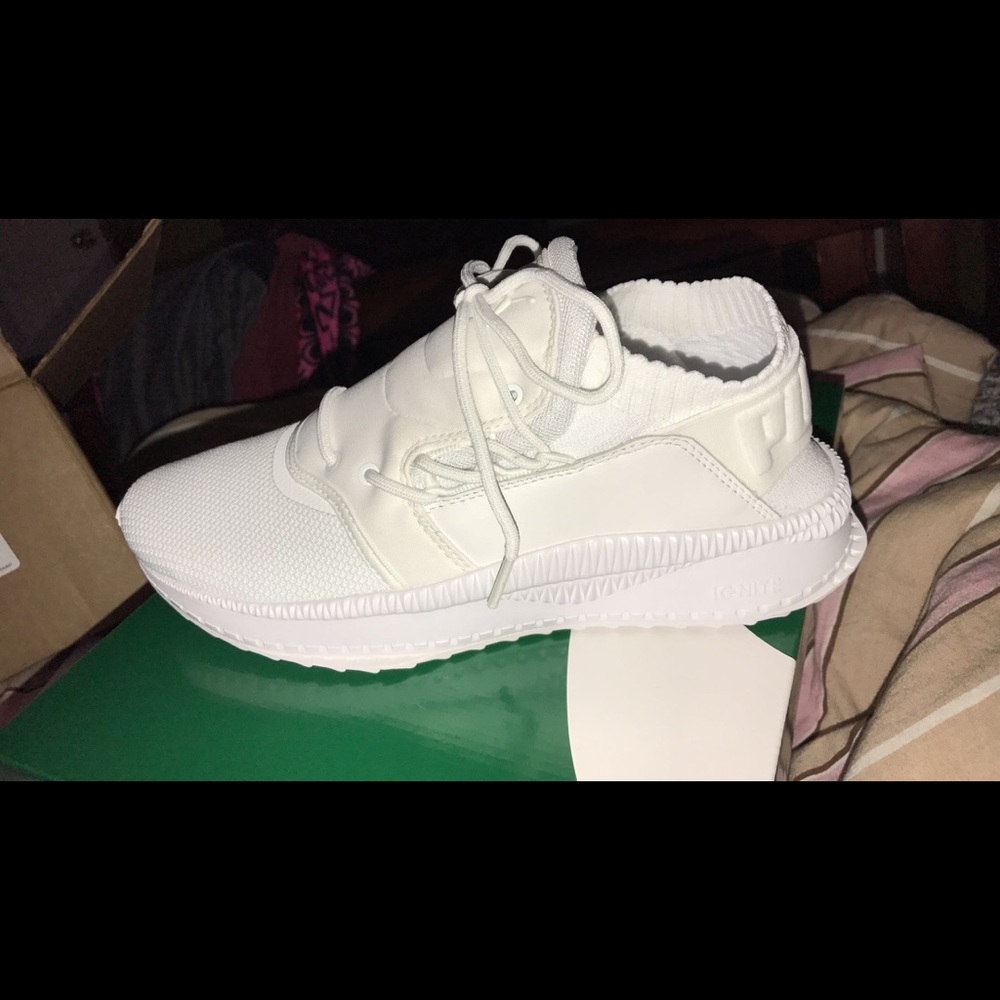 BRAND NEW. PUMAS.  SOLD