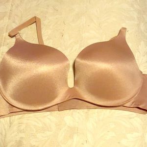 Victoria’s Secret push up Incredible Bra