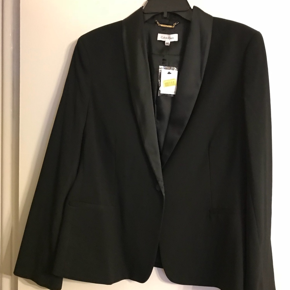 Calvin Klein black SZ 14 tuxedo jacket blazer NWT