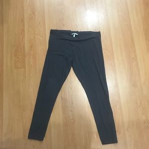 Victoria’s Secret grey leggings