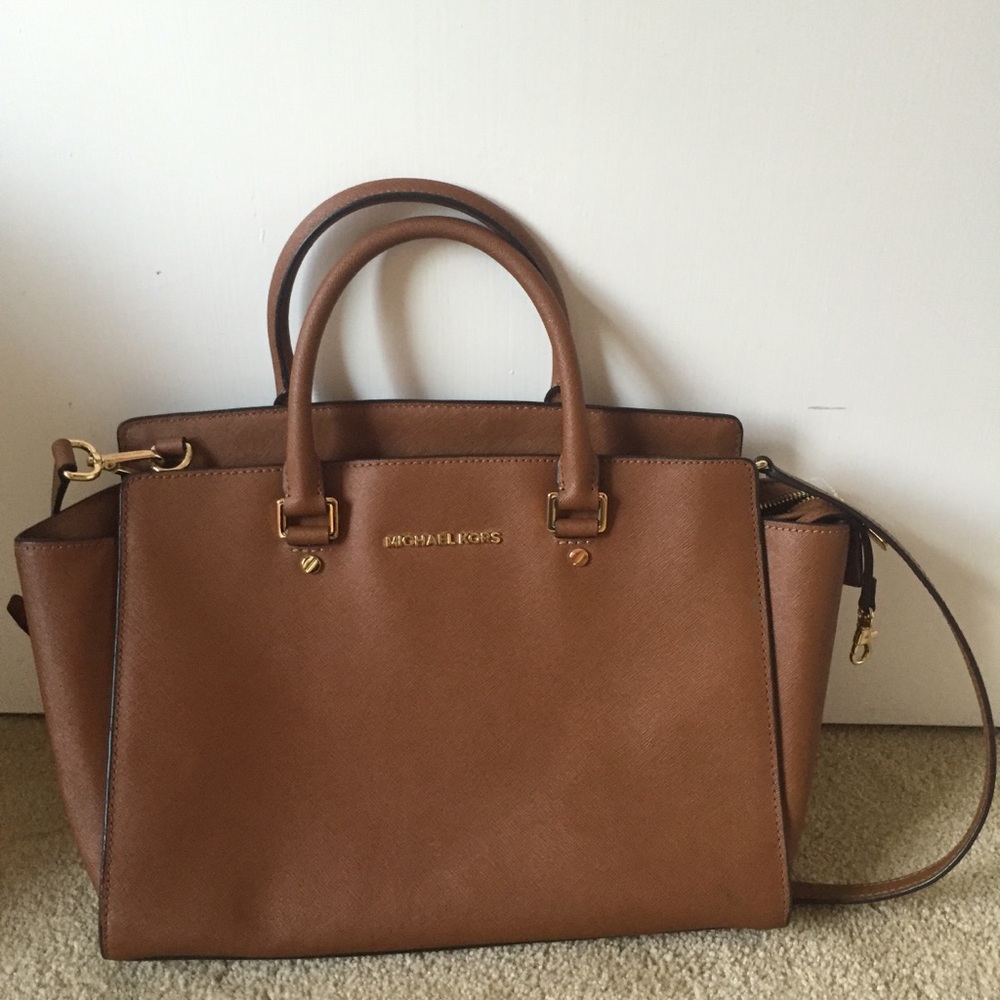 SOLD Michael Kors Tan Purse Bag