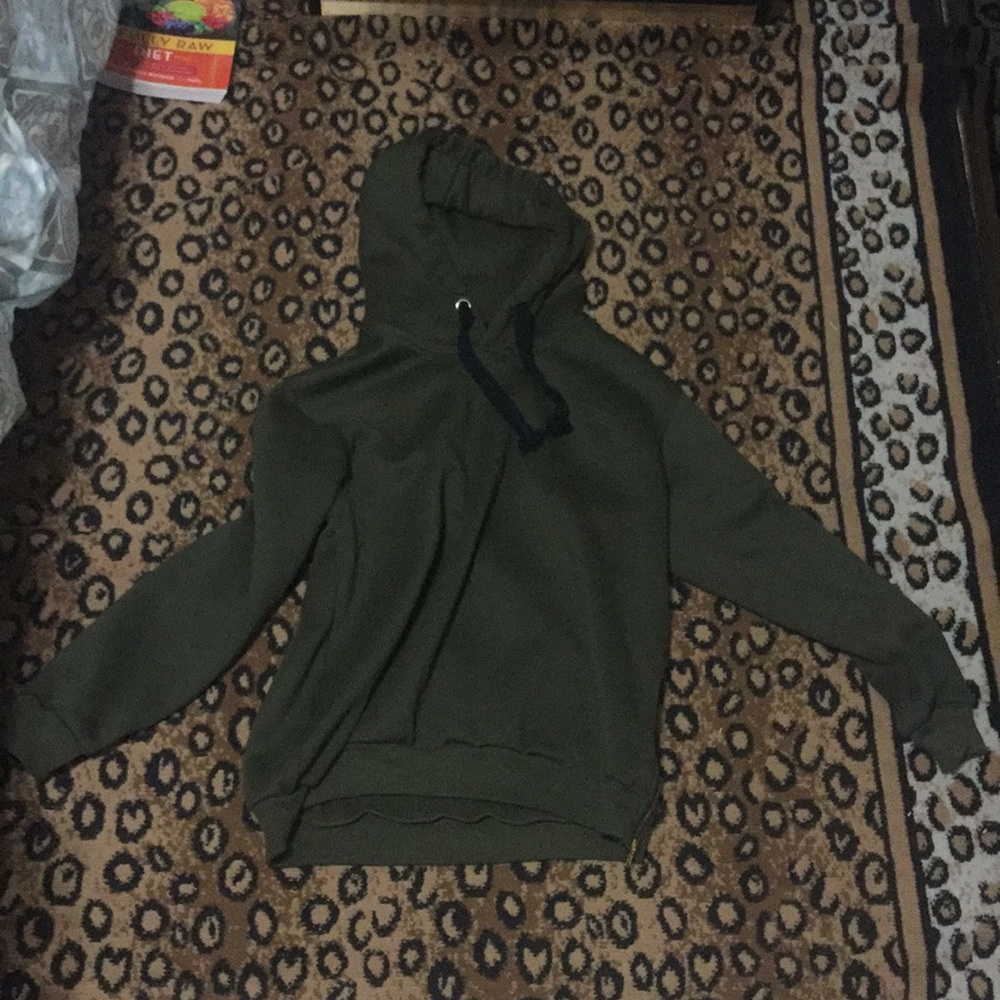 ARMY GREEN HOODY