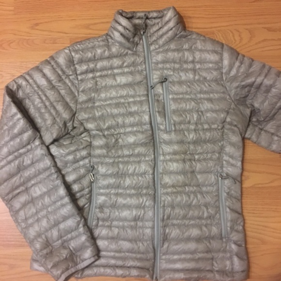 patagonia lightweight down jacket women's