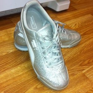 Puma Roma glitter sneakers size 7 1/2-8