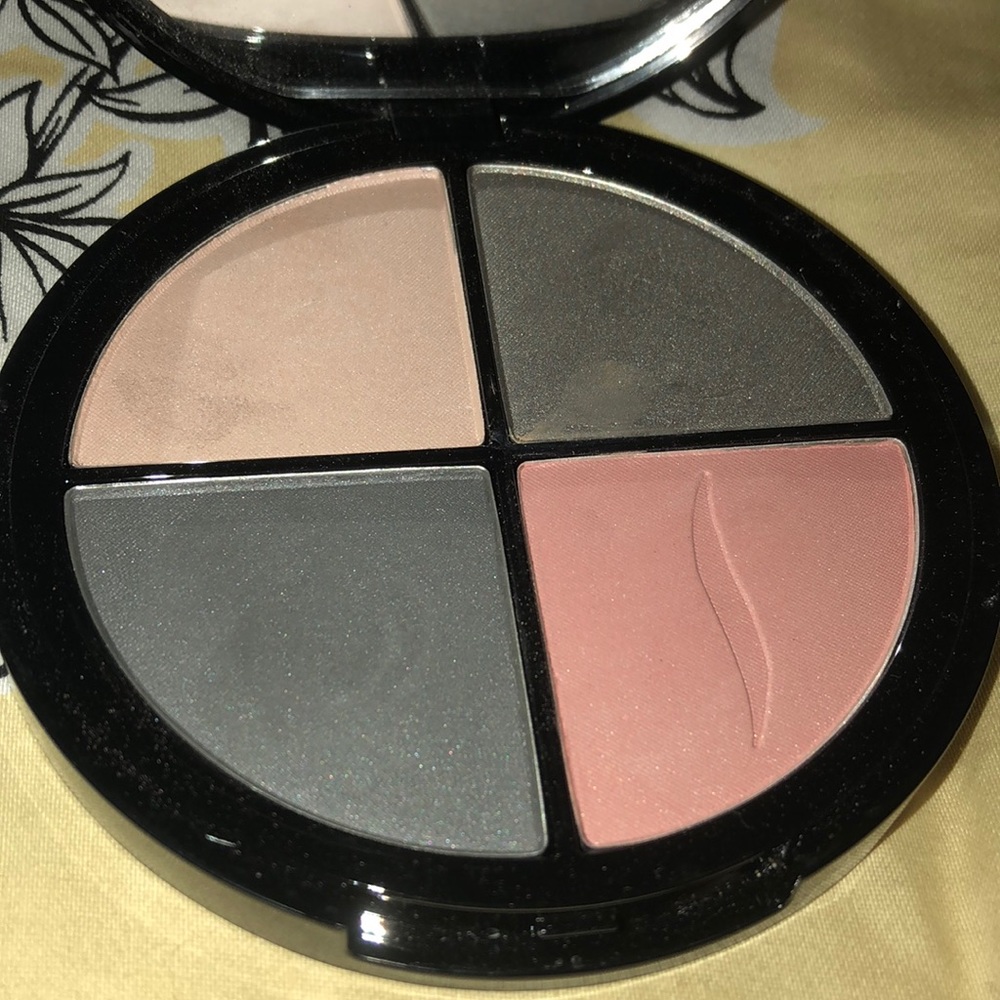 Eyeshadow