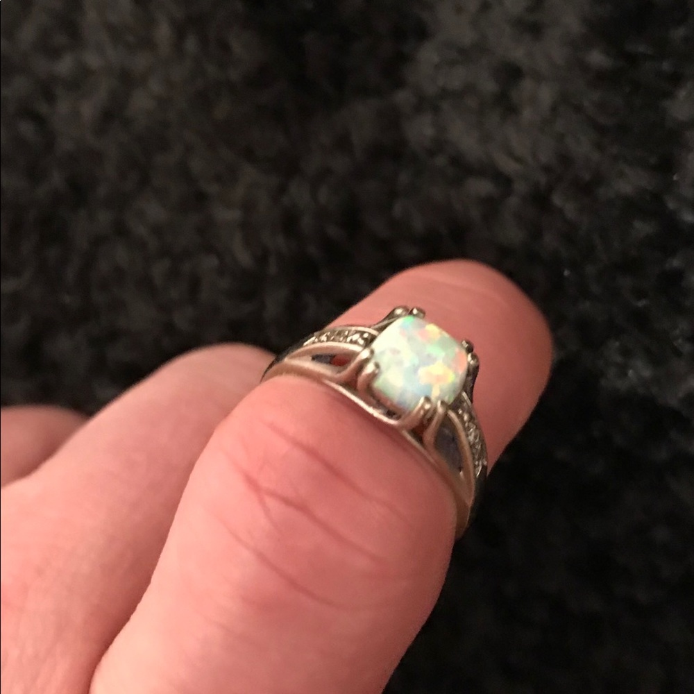 Opal ring