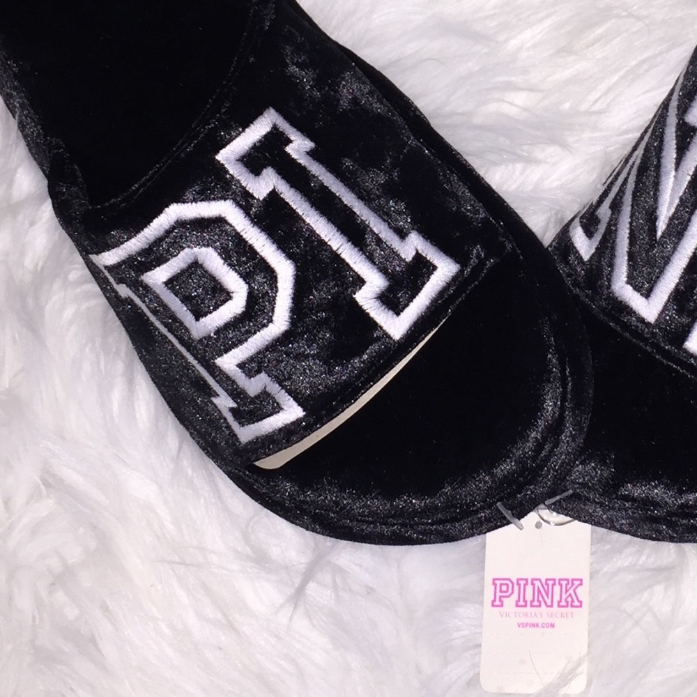 M VELVET VS PINK SLIPPERS NEW BLACK - Picture 2 of 4