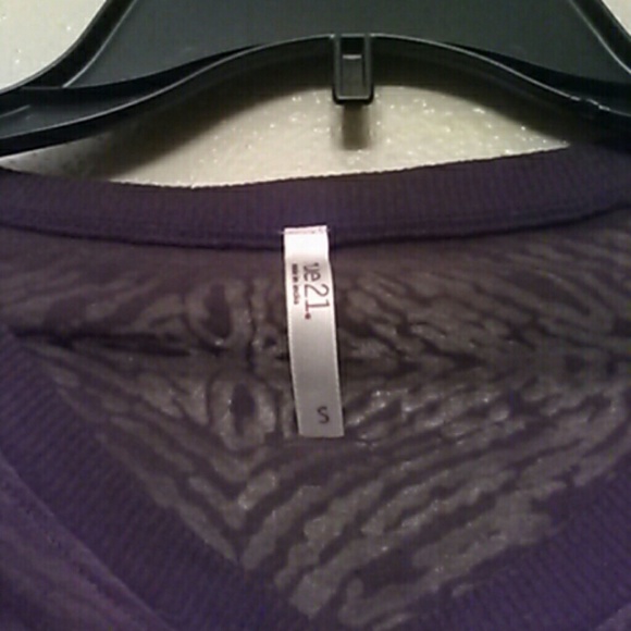 Last Chance Rue 21 Sheer Top - Picture 3 of 4