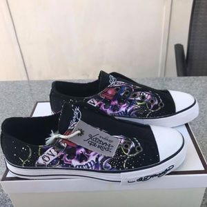 New Ed Hardy Women's Tennis Shoes. Size 7.5