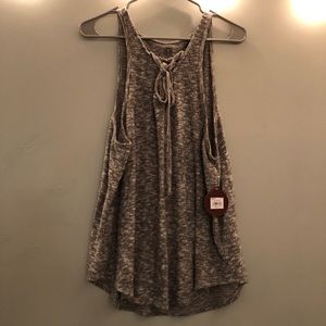 Gray tie up tank