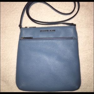 Micheal Kors Crossbody