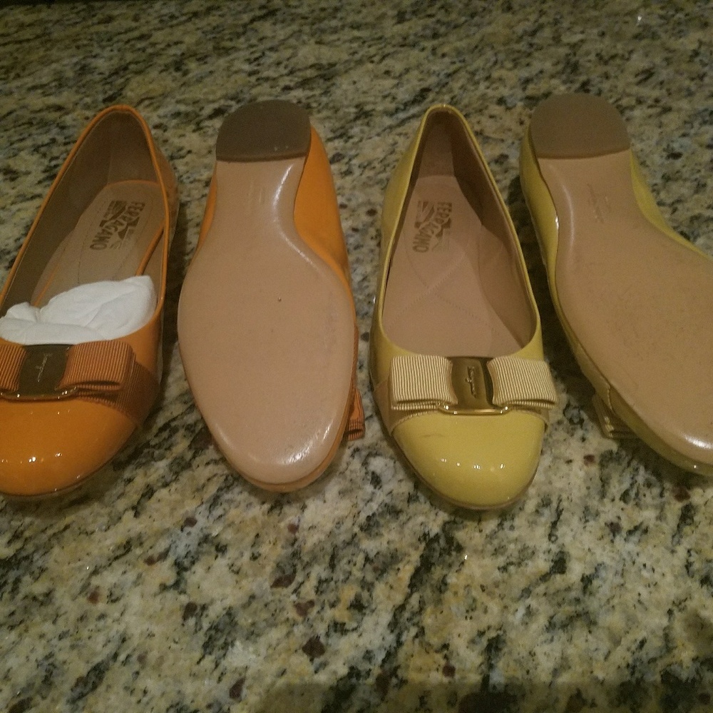 1 Yellow Pair of Salvatore Ferragamo ballet flats
