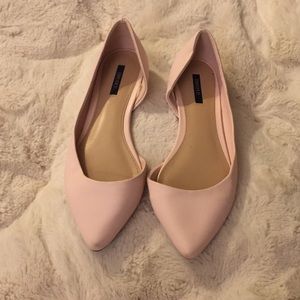 Blush flat shoes