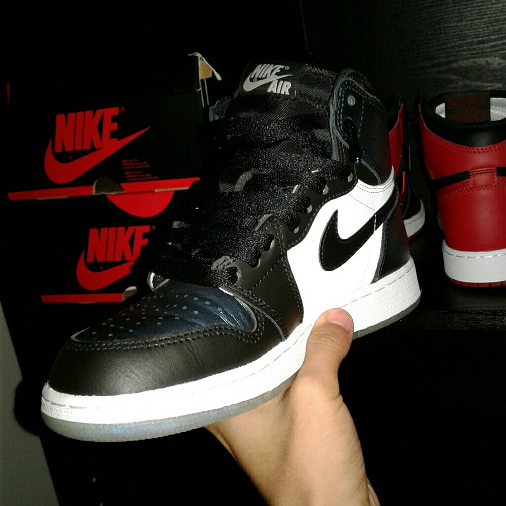 Shoes - Picture 2 of 5