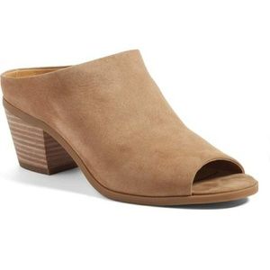 NWT Lucky Brand Mules