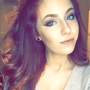 Meet your Posher, Jami