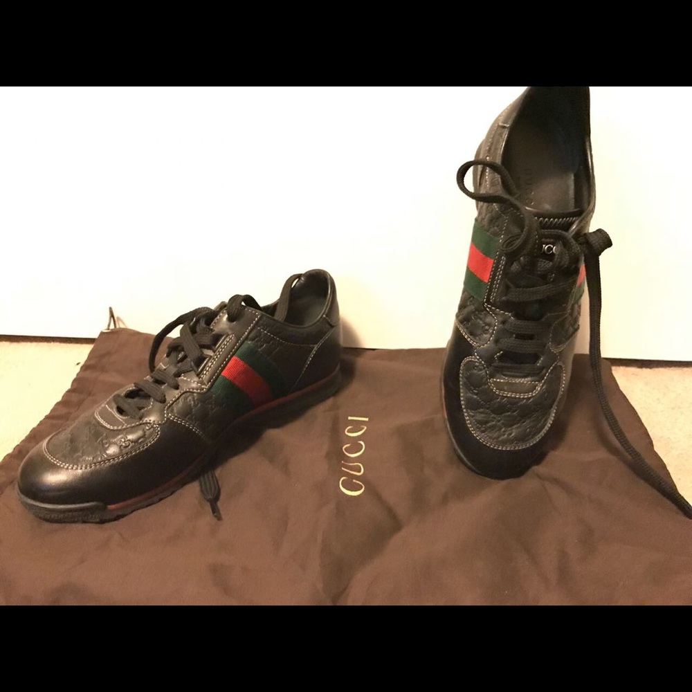 AUTHENTIC Gucci leather sneakers size 37