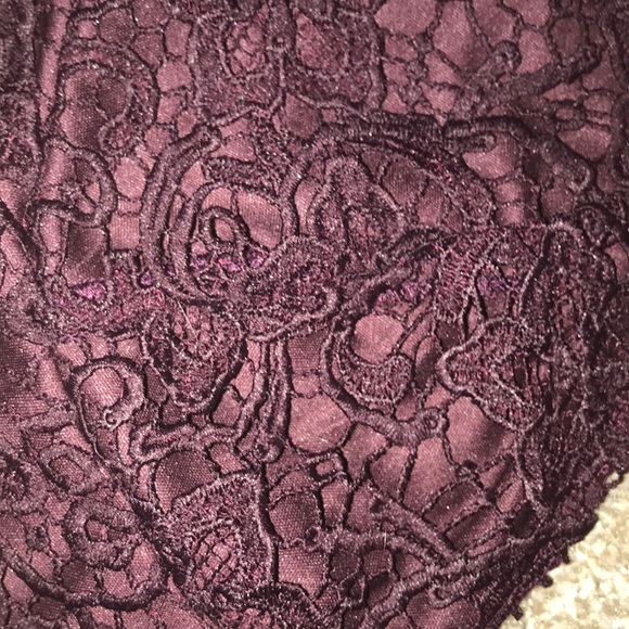 Burgundy LA Hearts Lace Crop Top - Picture 4 of 4