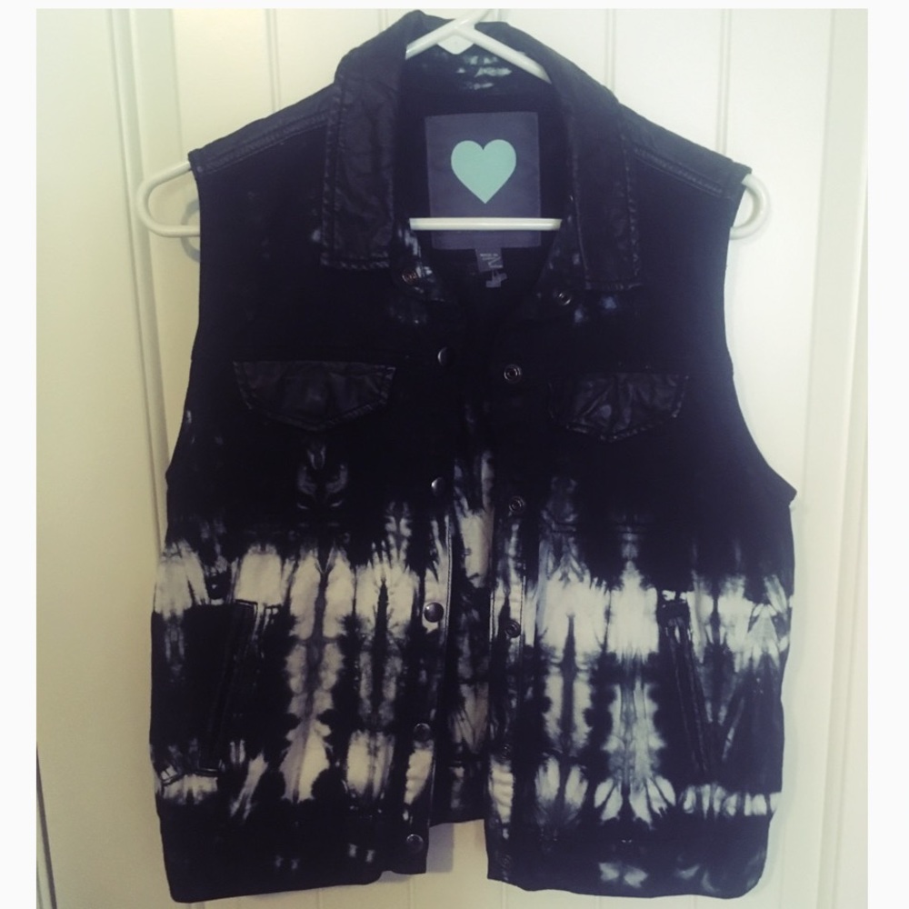 Kendall & Kylie denim/leather vest