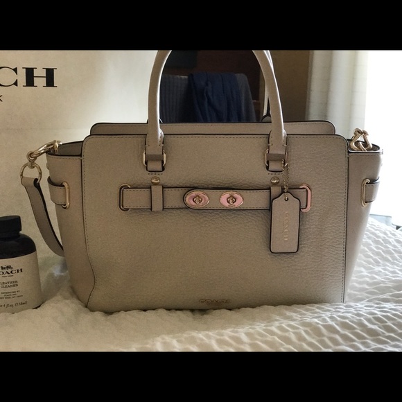 Coach Purse (Medium, white) - Picture 2 of 4