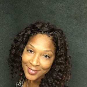 Meet your Posher, Charli