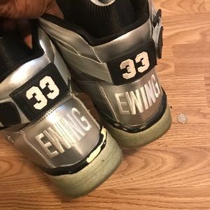 Patrick Ewing’s sz11