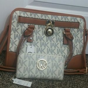 New Wendy Keen Purse and Wallet Set