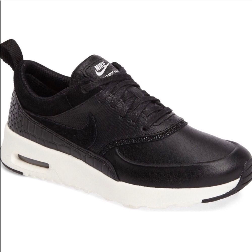 Nike air max Thea LX snake shoe