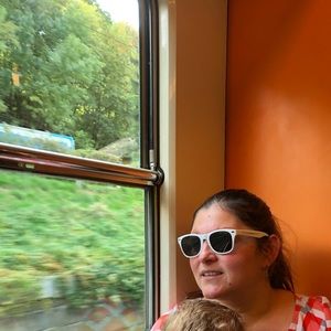 Meet your Posher, Sandra