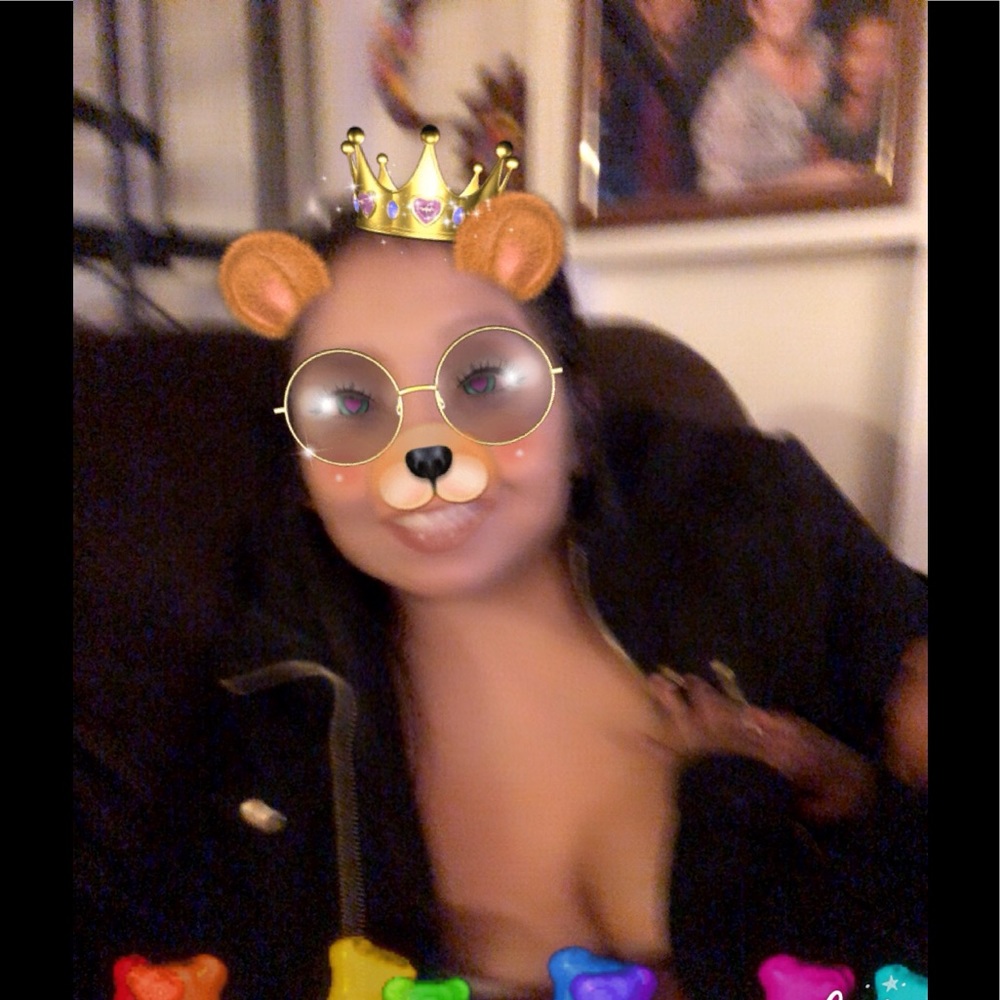 Meet your Posher, Cindy