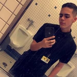 Meet your Posher, Daniel