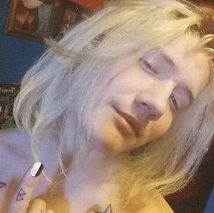 Meet your Posher, Sabastian