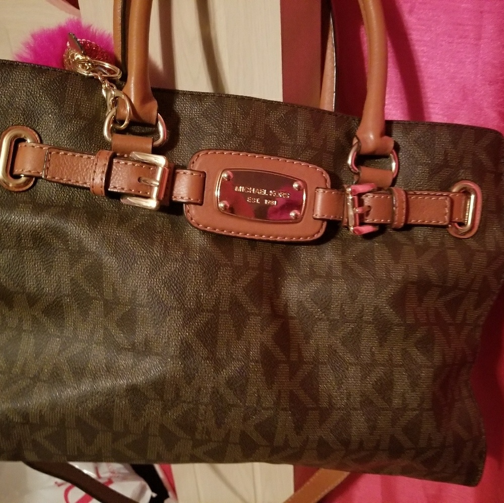 Michael kors handbag