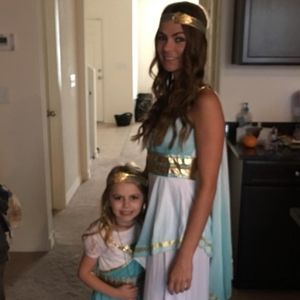 Meet your Posher, Christine