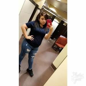 Meet your Posher, Dayana