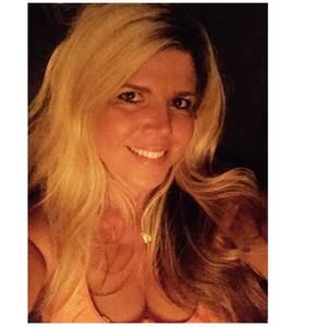 Meet your Posher, Michaela