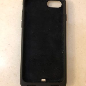 iPhone 7/8 charging case