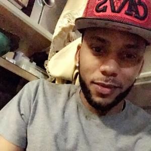 Meet your Posher, Carlos