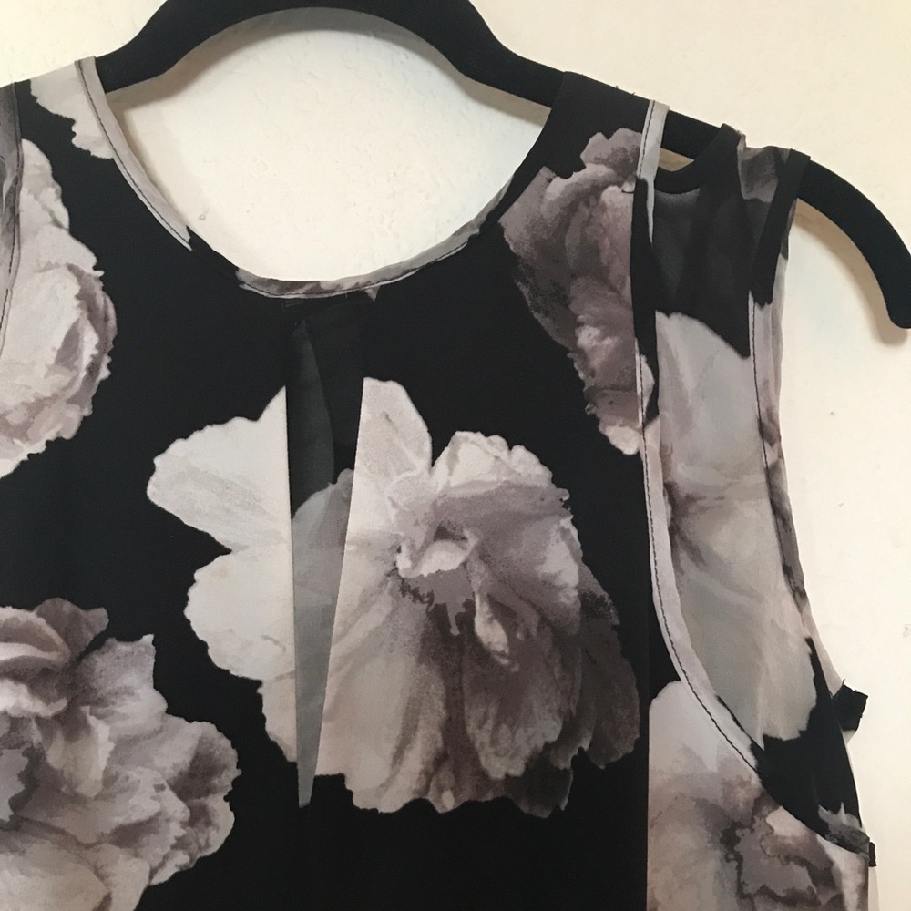 🚫SOLD🚫🕶Vera Wang🕶 Petites Blouse🚫SOLD🚫